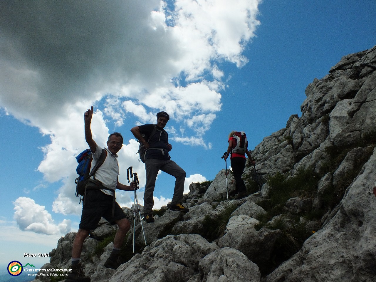 77 Salendo in Cima della  Croce....JPG